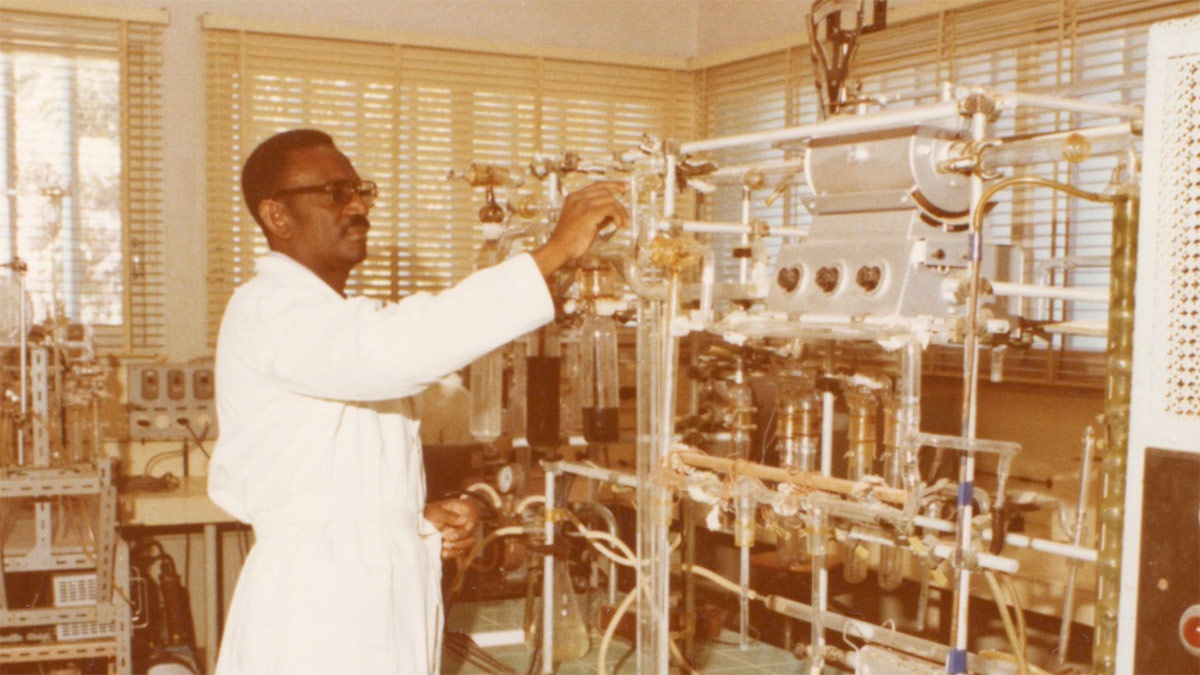 Cheikh Anta Diop: o homem que devolveu África ao centro da História